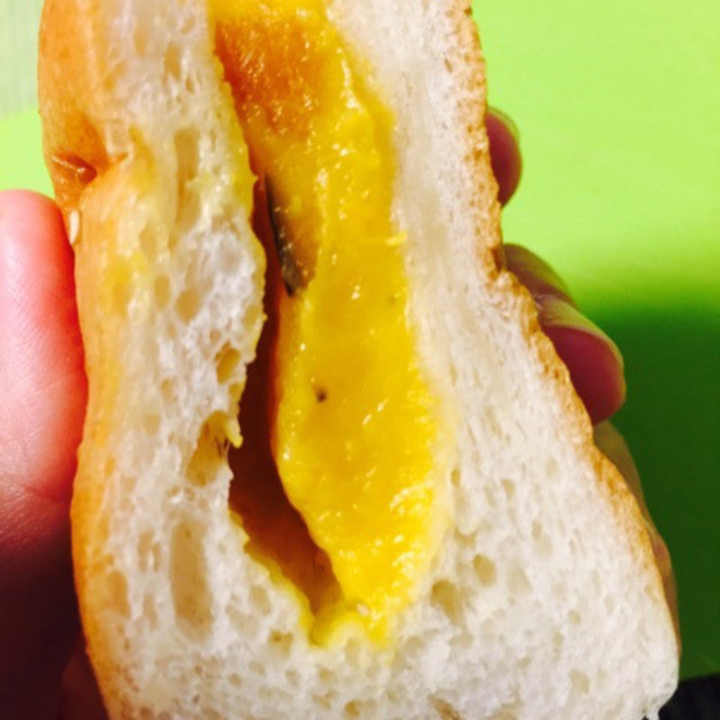 北海道かぼちゃクリームパン(フィオーリ )