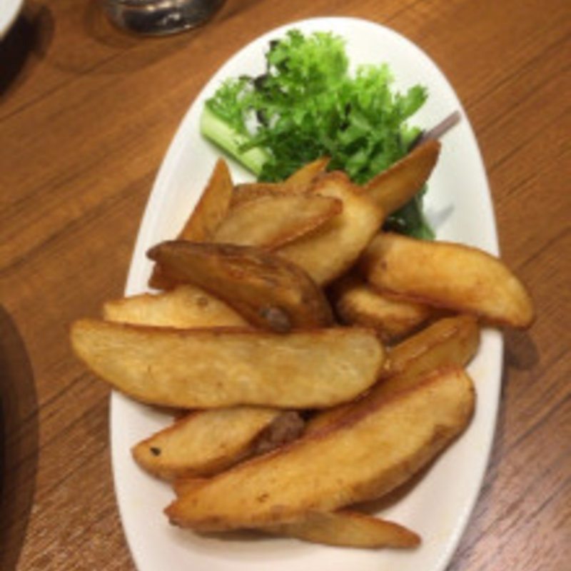 アンチョビで味付けしたポテフラ(フィッシュマーケット丸秀)