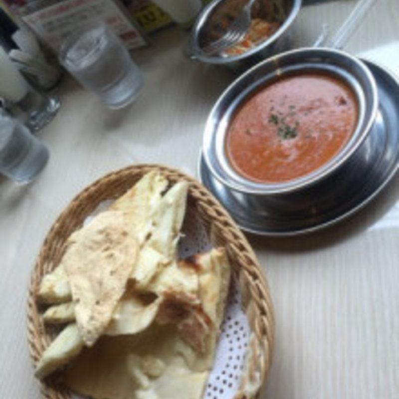 キーマエッグカレーにチーズナン(フォーシーズンミラン )