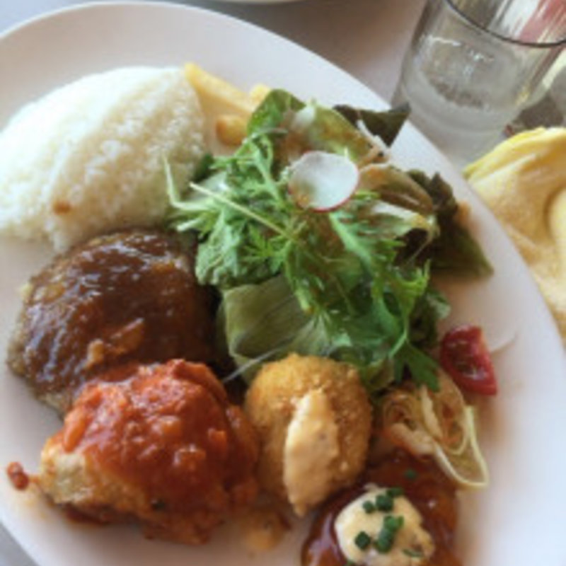 ハンバーグプレート(プカプカキッチン )