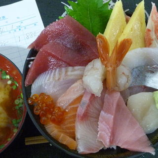 海鮮ちらし寿司（単品）(ふじやす食堂)