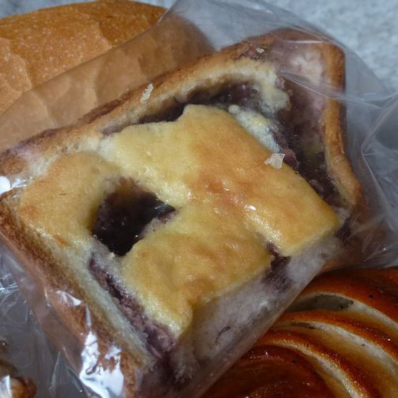 つぶあんトースト(プチブラン・フルート)