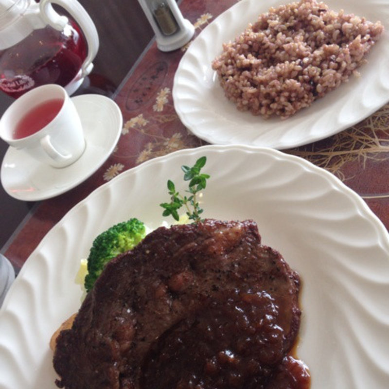 日替わりランチ（ステーキ）(ぶどうの木舎)