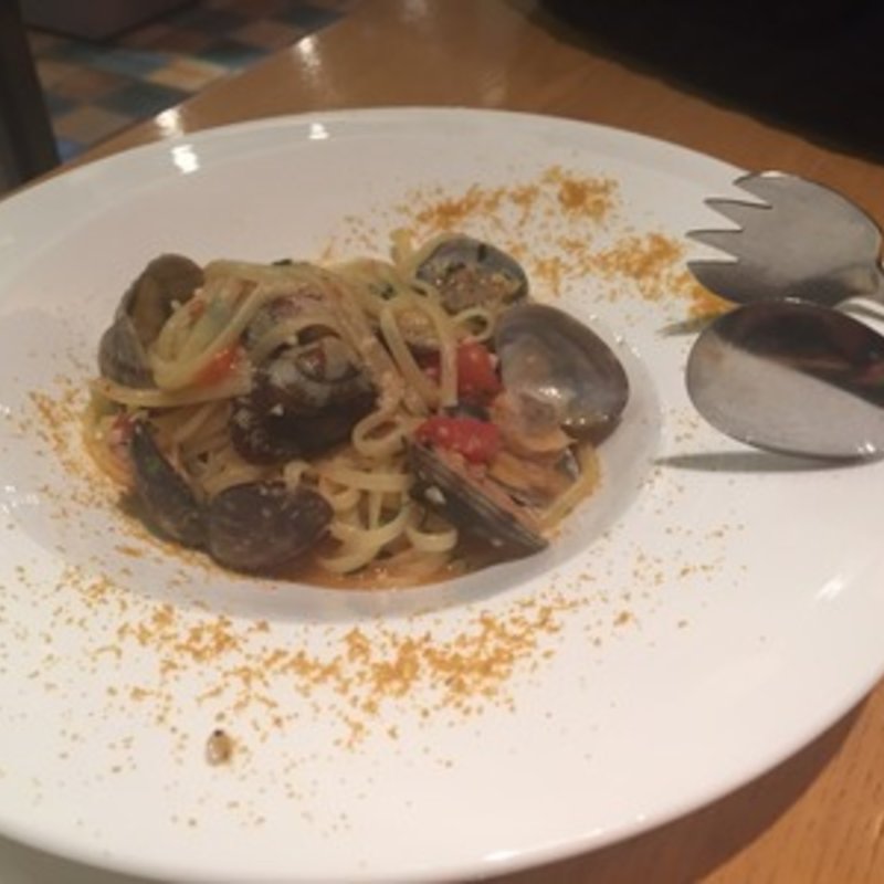 ■シンプルなボンゴレビアンコ　カラスミとリングイネ(Sakura)