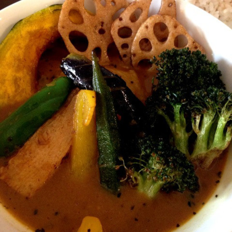 チキンスープカレー(フムルスルプルス)