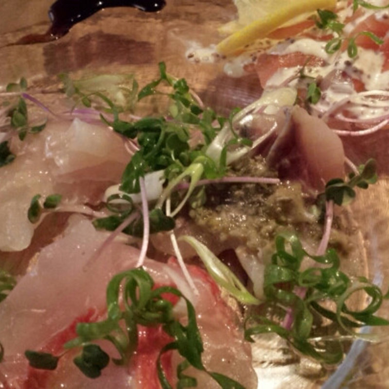 新鮮魚カルパッチョ(ぷらっトリア )