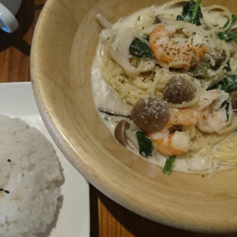 パスタランチ（メインはえび、しめじ、チンゲン菜のクリームパスタ）(ブランシェ 東深津)