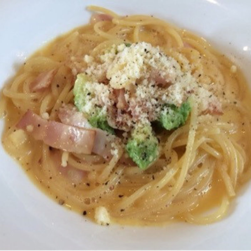 ﾍﾞｰｺﾝとﾛﾏﾈｽｺｶﾘﾌﾗﾜｰのｶﾙﾎﾞﾅｰﾗ(ブラン)