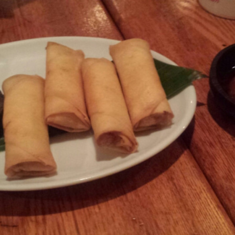 ルンピア（揚げ春巻き）(ブリマデ)