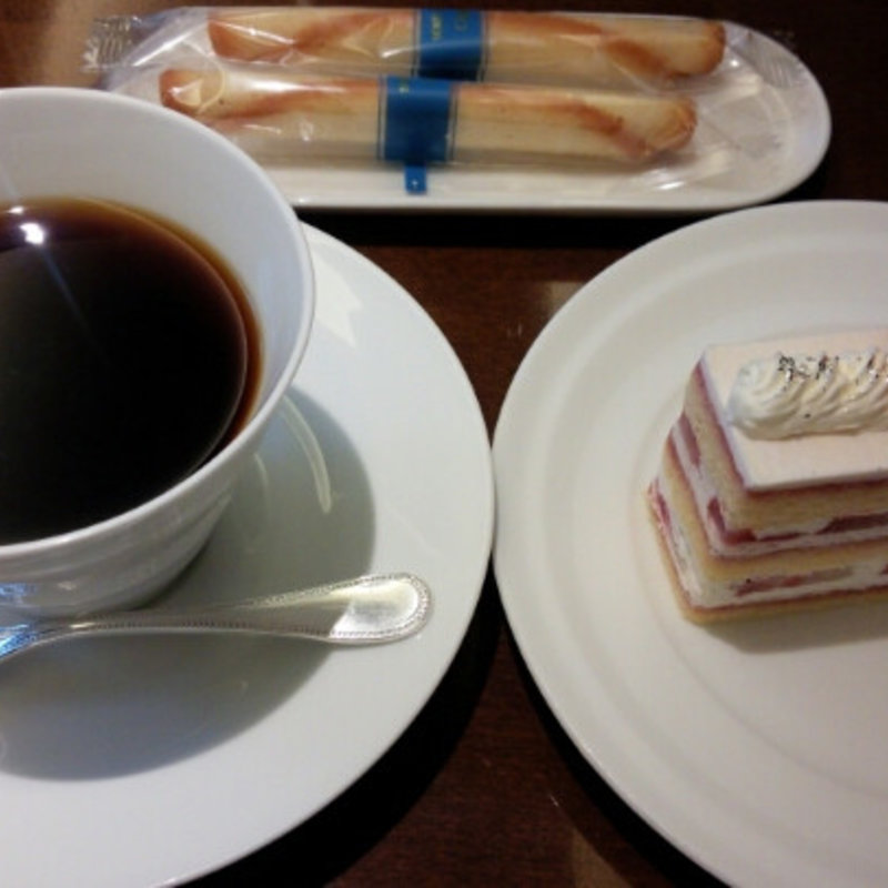 ｹｰｷset(ブルー・ブリック・ラウンジ)