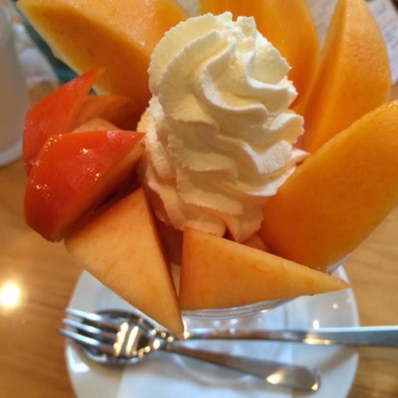 4種の東京の柿のパフェ(フルーツパーラーゴトー )