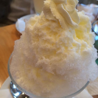 カキ氷ミルク味(フルーツパーラーゴトー )