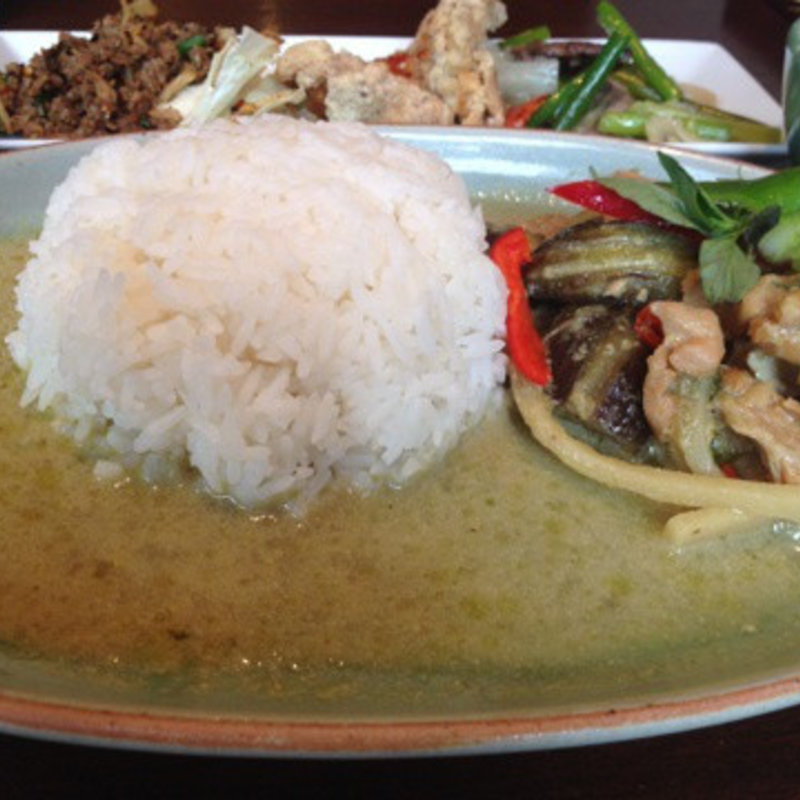 ゲーンキオワーンガイ(ブルーパパイアタイランド)