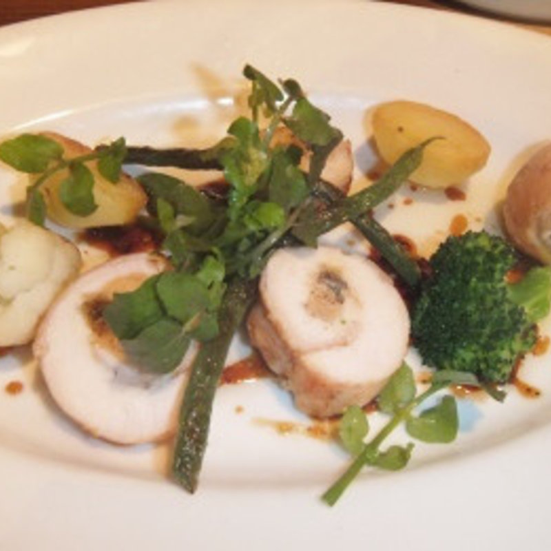 フォアグラの燻製地鶏巻き(ブルゴンディセ ヘイメル 　)