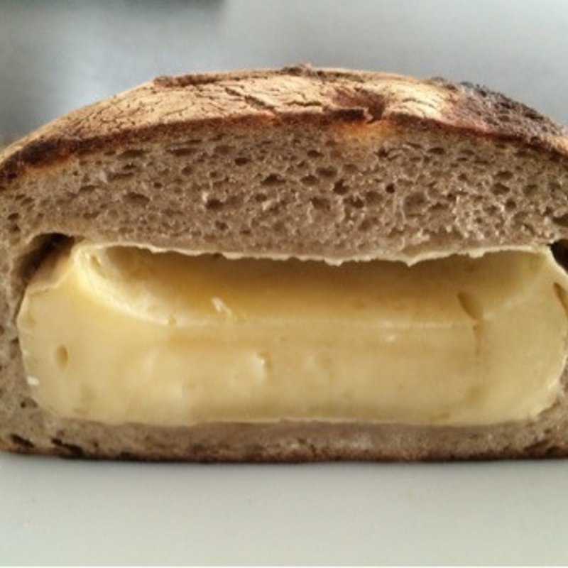 コンプレ・カマンベール(ブルディガラ エクスプレス グランスタ店)