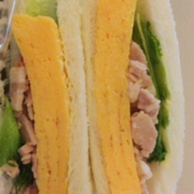 奥久慈の厚焼き卵サンド(ブロッサムアンドブーケ （BLOSSOM & BOUQUET SANDWICH）)