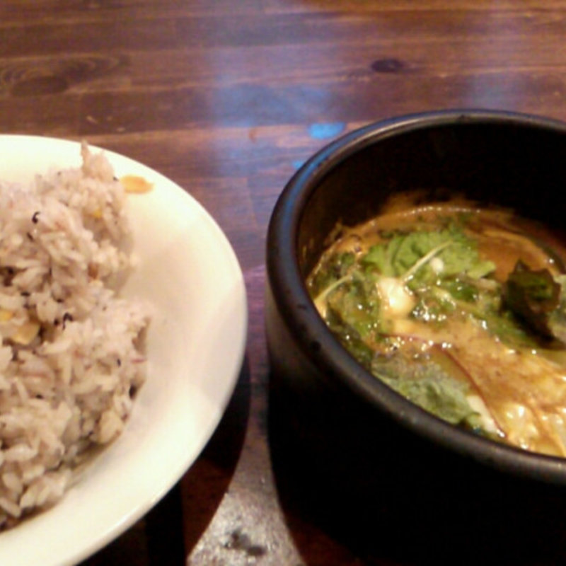 きのこチーズのスープカレー(ブンブカフェ)