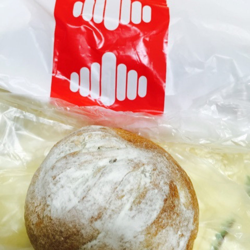 くるみパン(ベーカリー レマン)