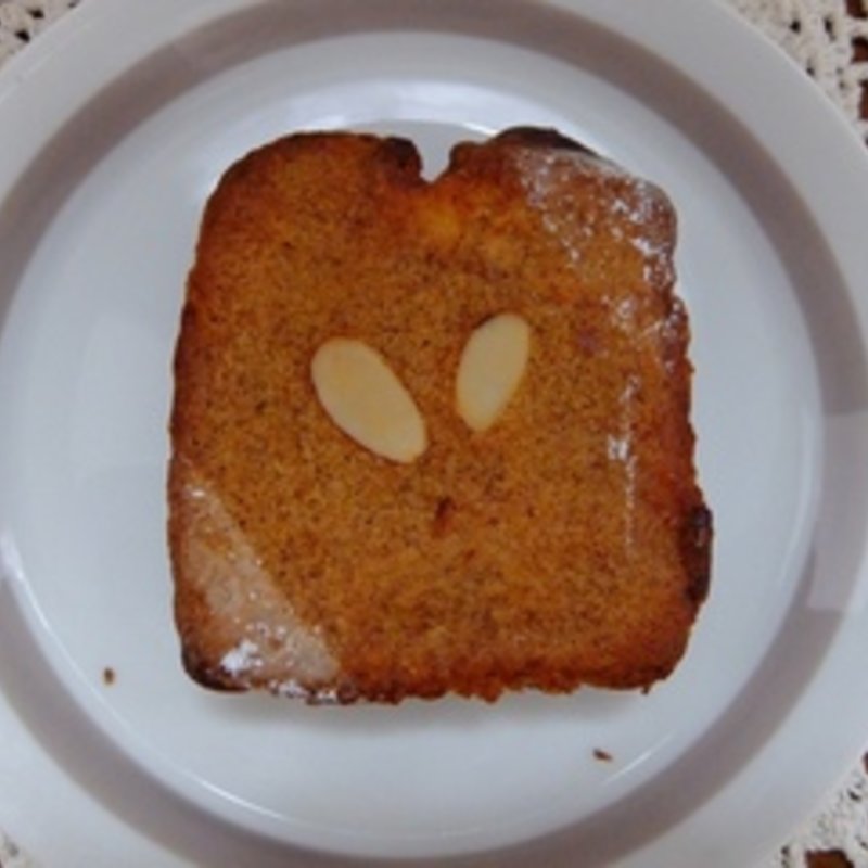 アーモンドブリオッシュトースト(ベーカリー＆レストラン 沢村 新宿)