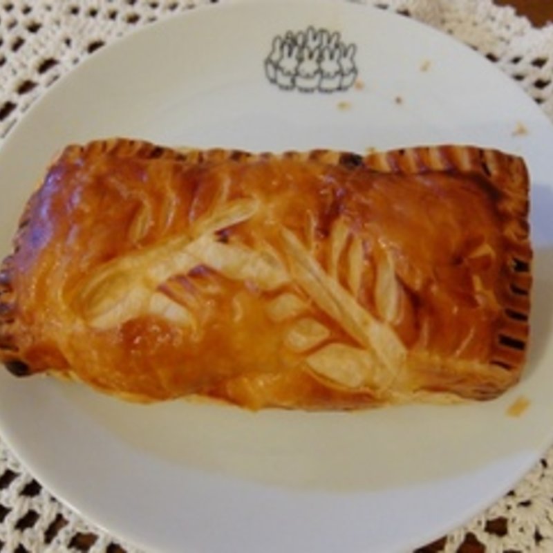 マンゴーとココナッツクリームのパイ(ベーカリー＆レストラン 沢村 新宿)