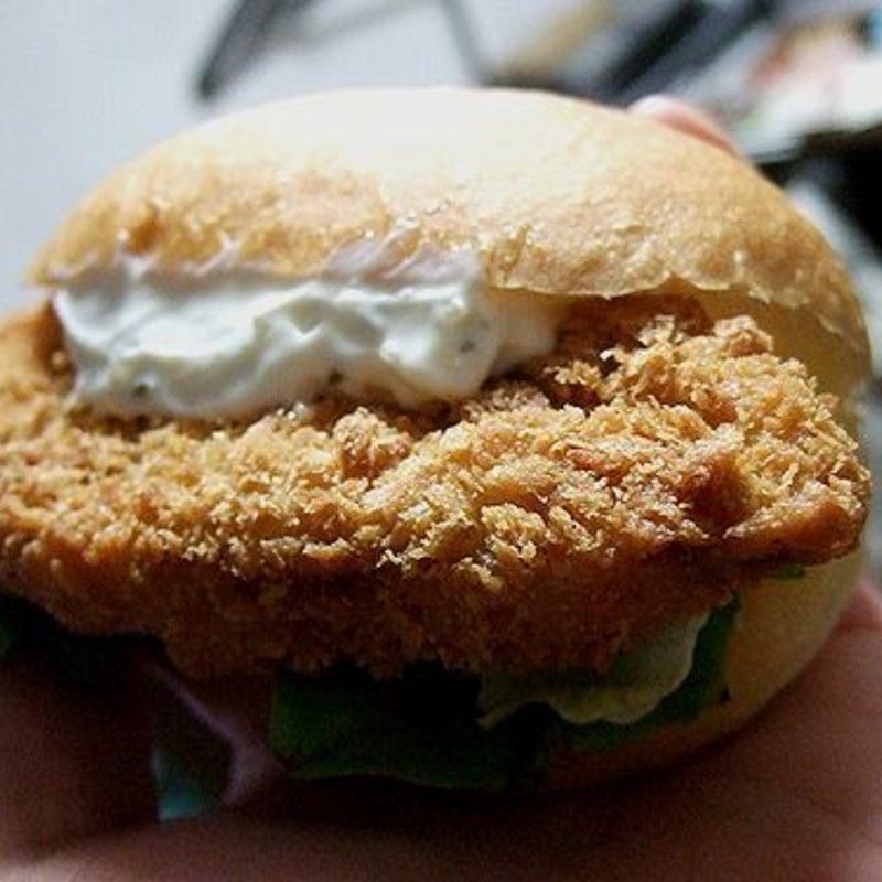 フィッシュバーガー(ベークショップ イワハシ)