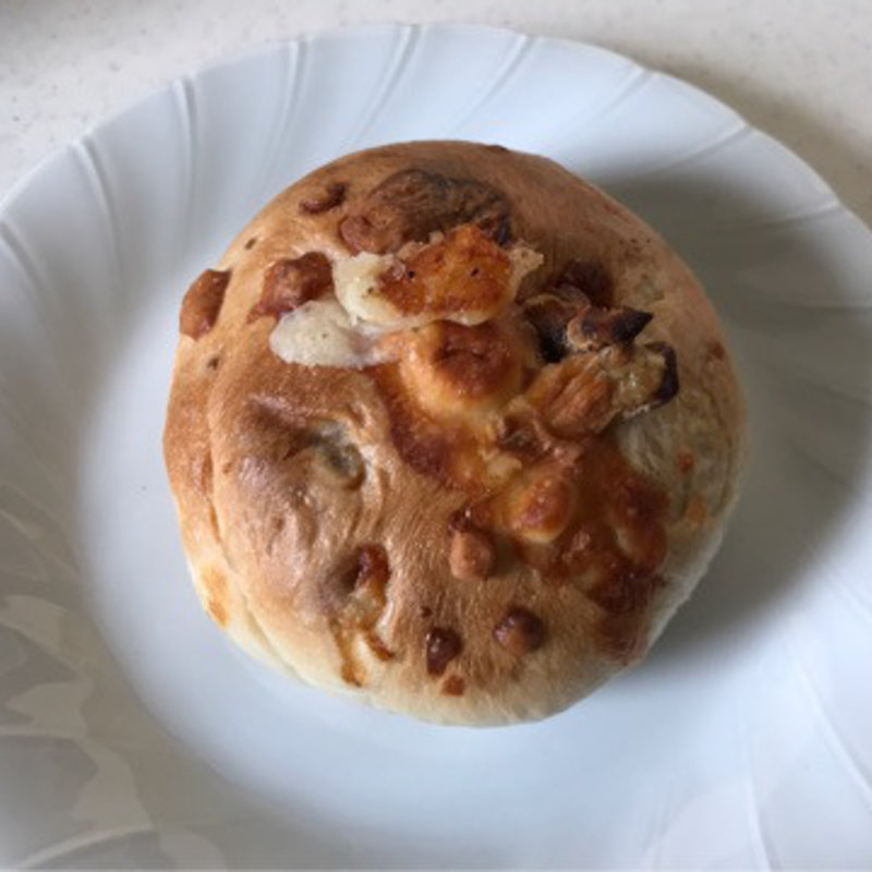 スモークチーズとくるみ(ベーグルショップ vivant)