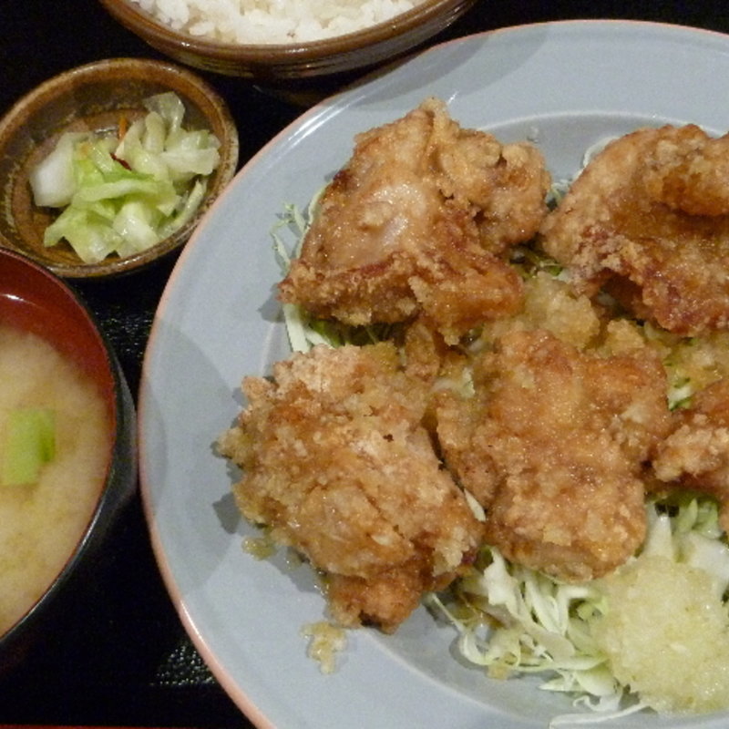 鶏の唐揚げおろしポンズ定食（5個）(べじたぶる TORI TON)