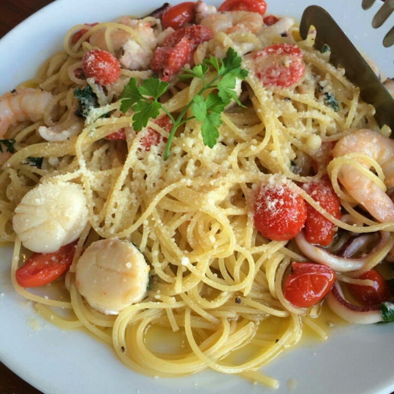 ペスカトーレ特盛(ペスカトーレ （PESCATORI）)