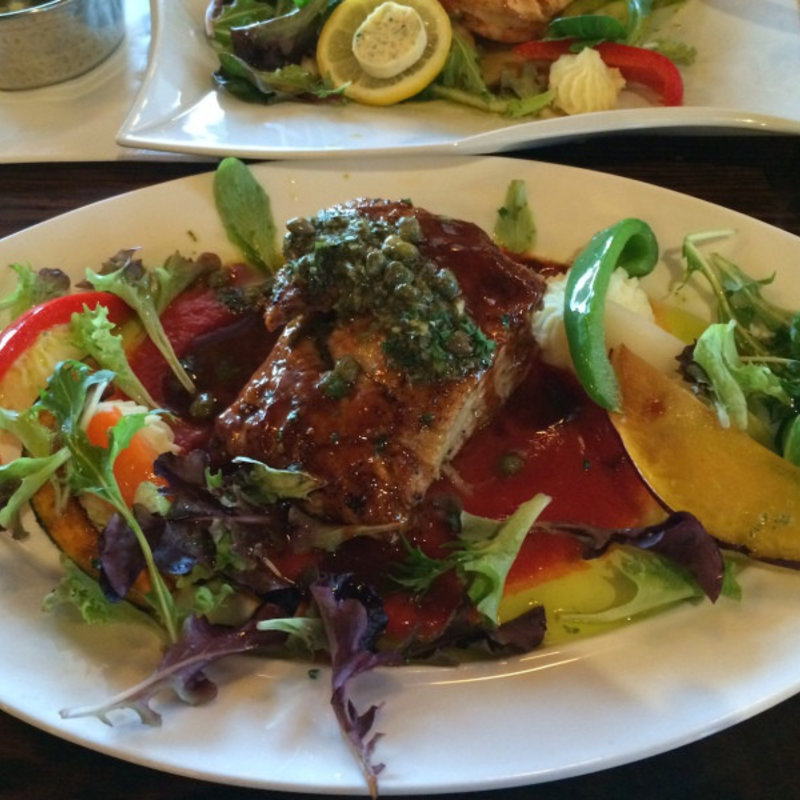 もち豚のバプール3種のソースのマリアージュ(ペニーレイン つくば店 )