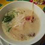 ぺぺ塩白湯(ペペラーメン)