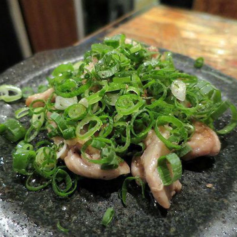 鶏セセリの炒めもの　ネギまみれ(へべれ家 )