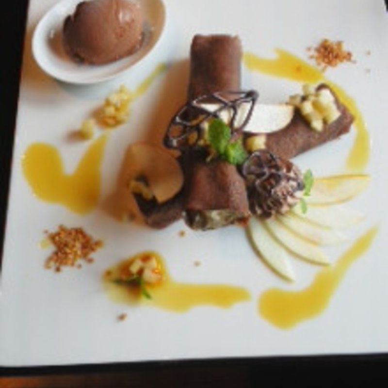 焼きリンゴとショコラのクレープ(ベルアメール 京都別邸 )