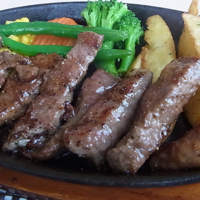 ふらのワイン漬けステーキ（L）(ベントスキッチン八戸ピアドゥ店)