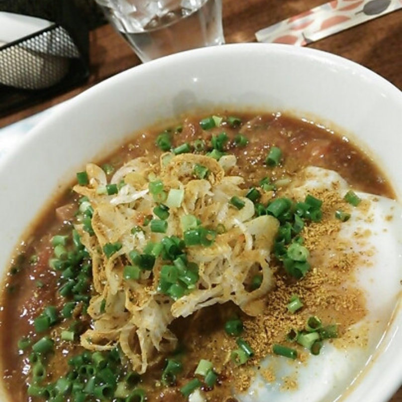 スパイスとまとカレー(べんべら庵)