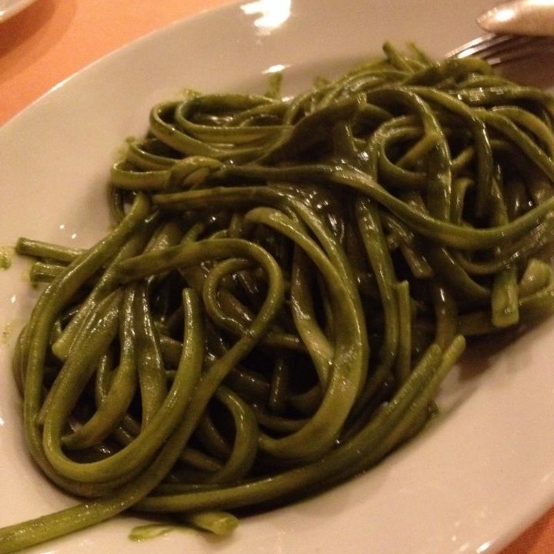 トゥレネッテのバジリコ・ペースト和え(ボーノ （【旧店名】フェア・ドマ スッド）)