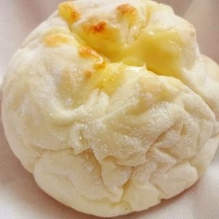 白いチーズパン(ブラッスリー・ポール・ボキューズ 大丸東京)