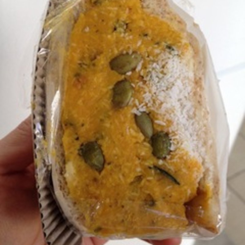 ココナッツパンプキンサンド(POTASTA 代々木上原本店)