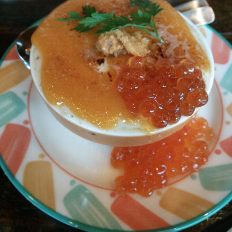 うにのグラタンいくら添え(ワイン＆チーズ ビストロボヌール 神楽坂店)