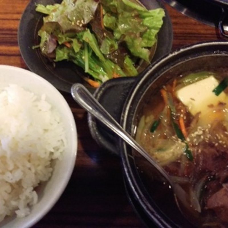 和牛すじ煮込み定食(焼肉 ホルモン番長 上野アメ横店)