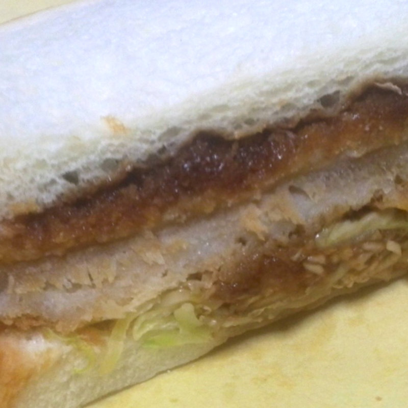 三元豚のカツサンド(ボンジュール ボン 中野店)