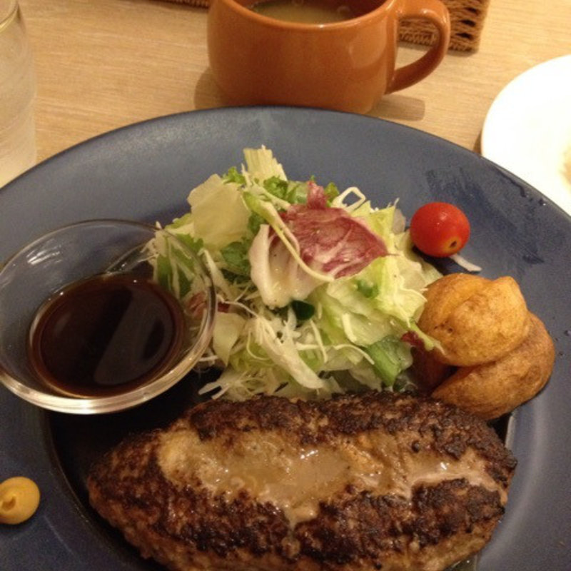 ハンバーグ(ボンズ （BONDS）)