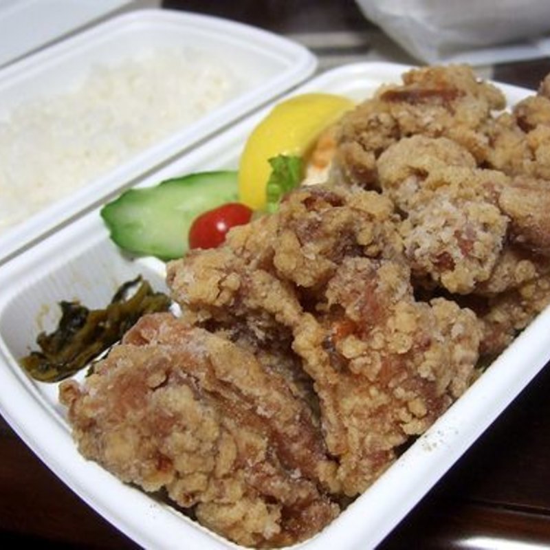 からあげ弁当(ボンバーキッチン )