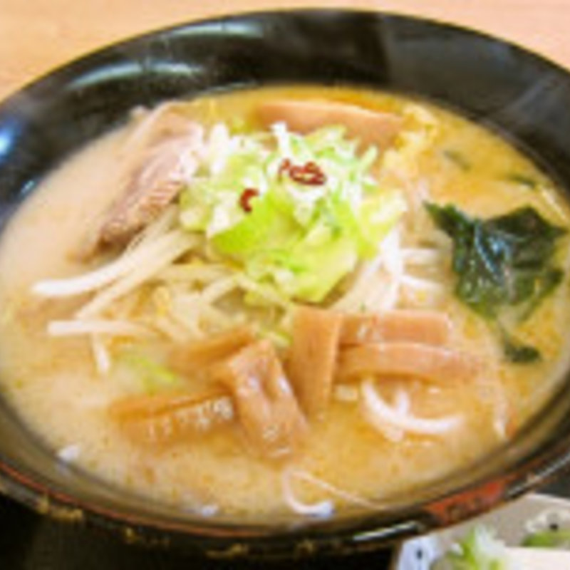 とんこつらーめん(まきば)