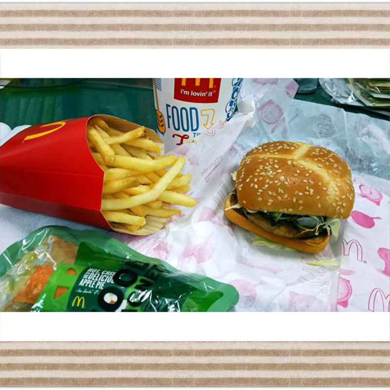 ハワイアンバーベキューポークバーガーセット(マクドナルド)