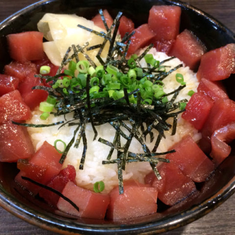 マグロの漬け丼(まぐろのなかだ屋)