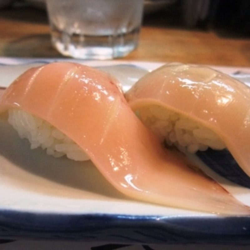 イカミミ(立ち寿司 まぐろ一徹 京橋店)