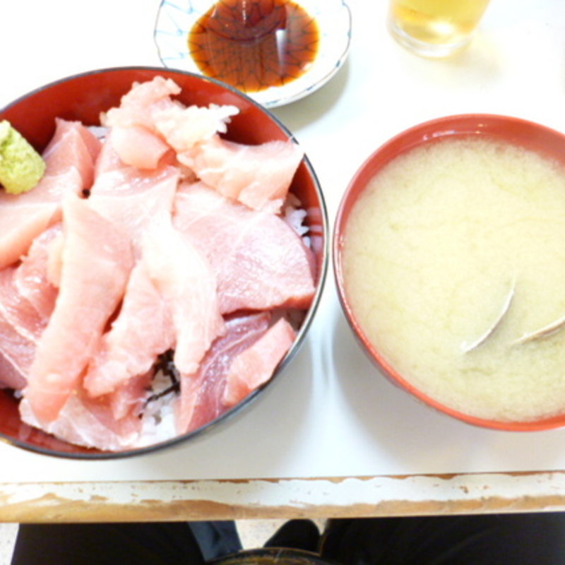 中トロ丼(まぐろ一番亭)