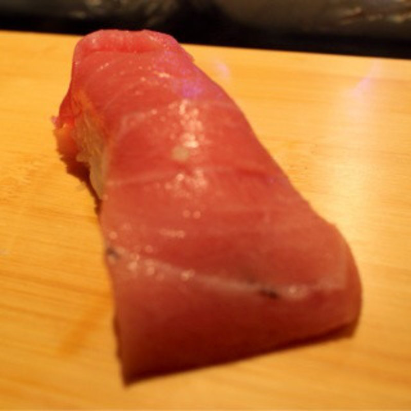 中トロ(立喰い鮨 まぐろ人 御徒町出張所)