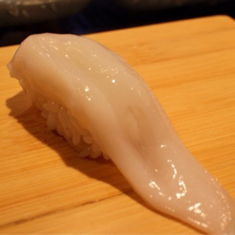 生タコ(立喰い鮨 まぐろ人 御徒町出張所)