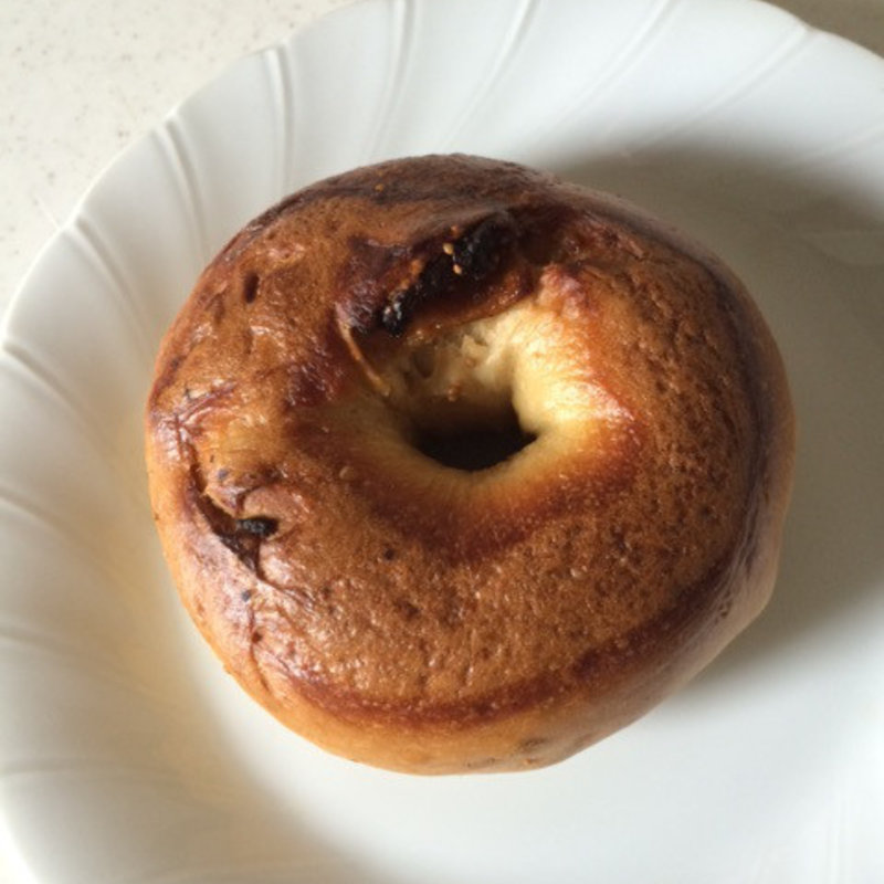 白いちじくベーグル(まちのパーラー)